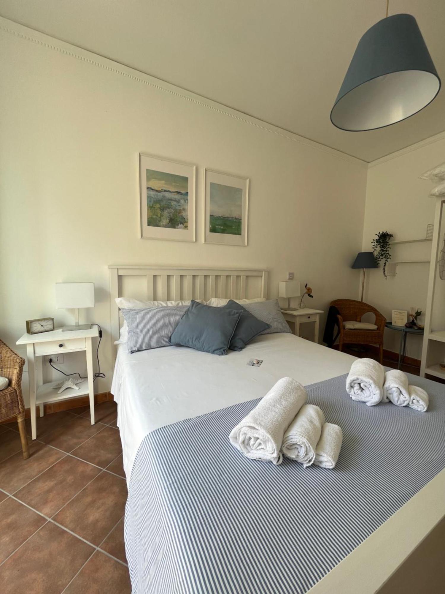 Pizzo Central House Quarto foto